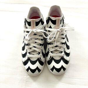 adidas gazelle silver green womens adidas Women's Grand Court Shoes